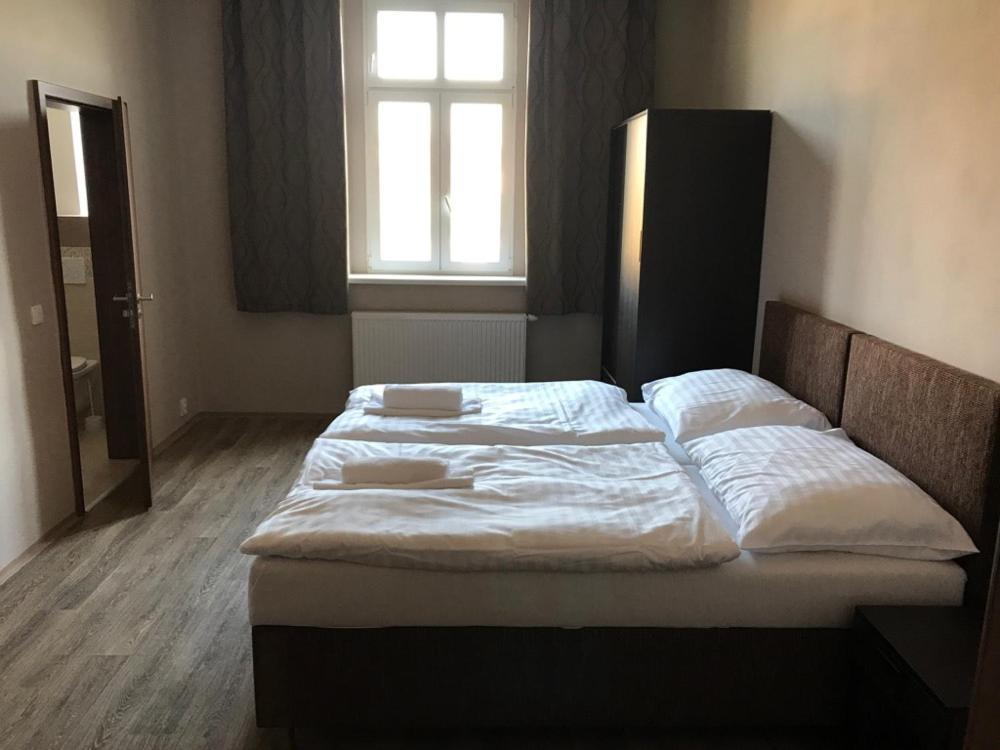 Zeyer Aparments Apartment Teplice Bagian luar foto