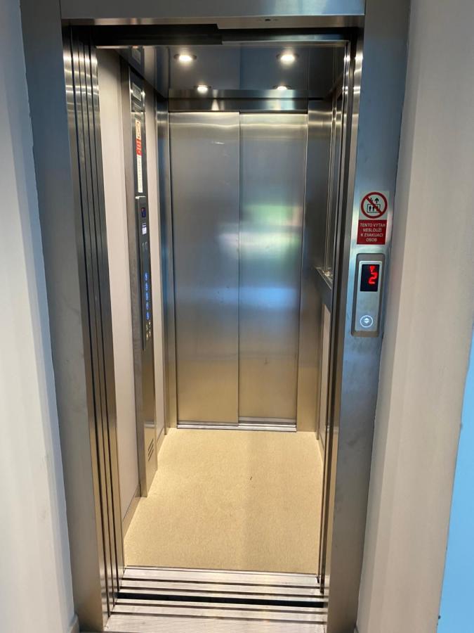 Zeyer Aparments Apartment Teplice Bagian luar foto