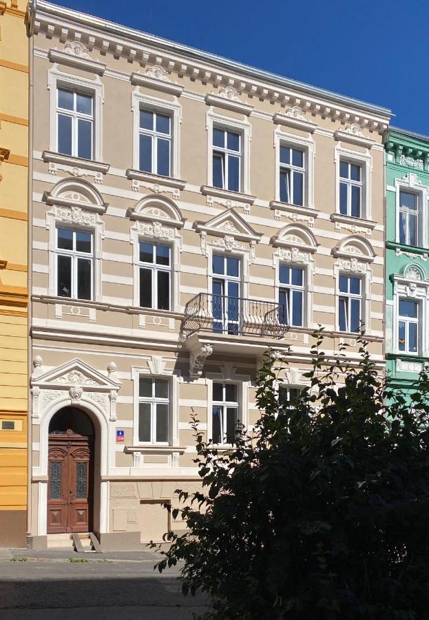Zeyer Aparments Apartment Teplice Bagian luar foto